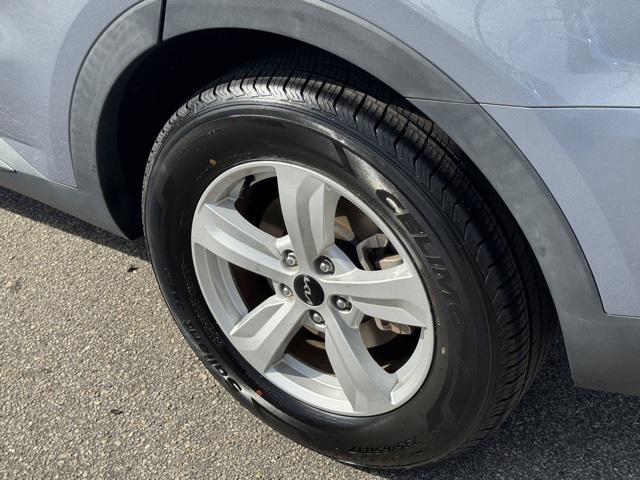 used 2023 Kia Sorento car, priced at $21,489