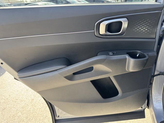 used 2023 Kia Sorento car, priced at $21,489