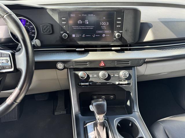 used 2023 Kia Carnival car, priced at $29,794