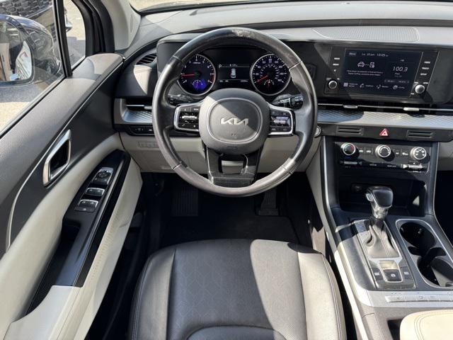 used 2023 Kia Carnival car, priced at $29,794