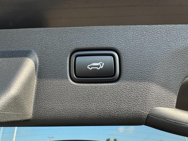new 2025 Kia Sportage car, priced at $28,318