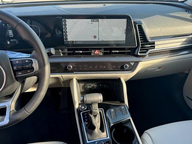 new 2025 Kia Sportage car, priced at $28,318