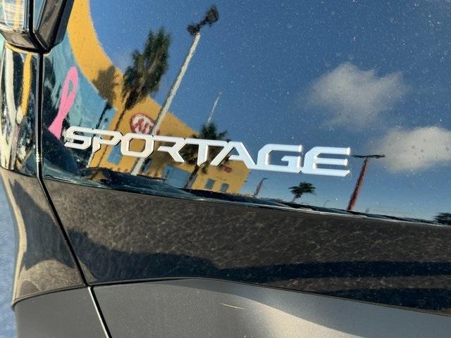 new 2025 Kia Sportage car, priced at $28,318