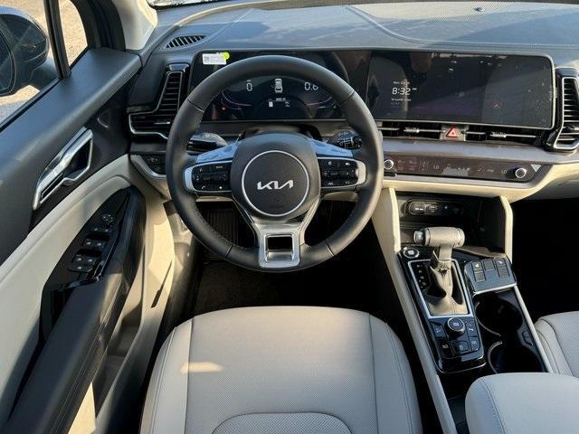 new 2025 Kia Sportage car, priced at $28,318