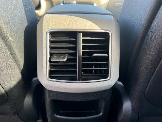 new 2025 Kia Sportage car, priced at $28,318