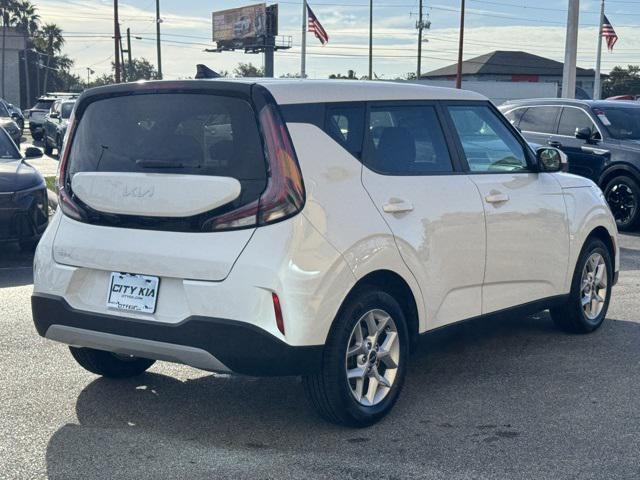 used 2023 Kia Soul car, priced at $17,365