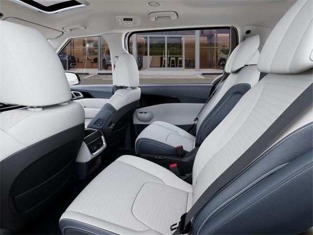 new 2025 Kia Carnival car, priced at $49,779