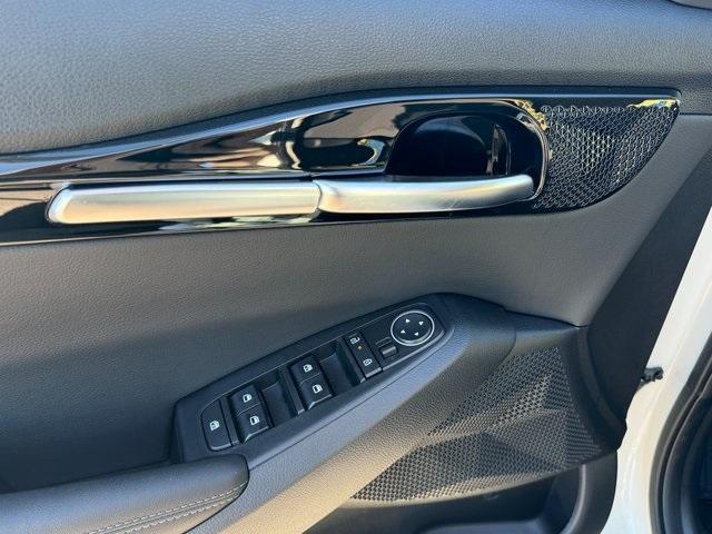 new 2025 Kia Seltos car, priced at $25,391