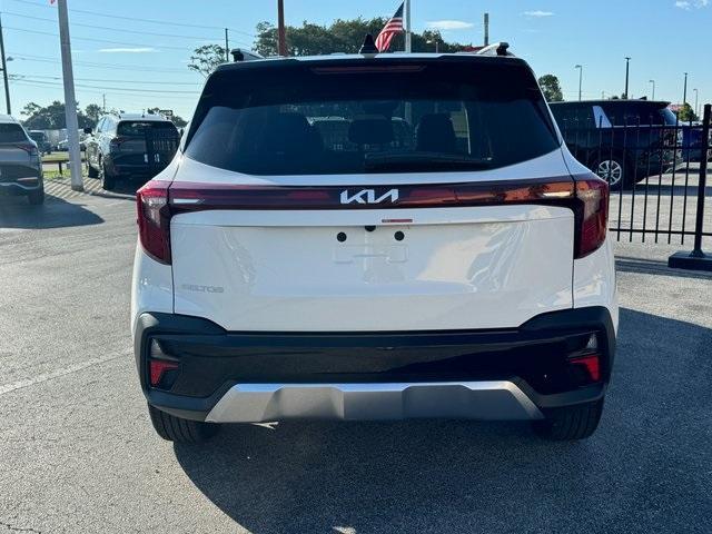 new 2025 Kia Seltos car, priced at $25,391