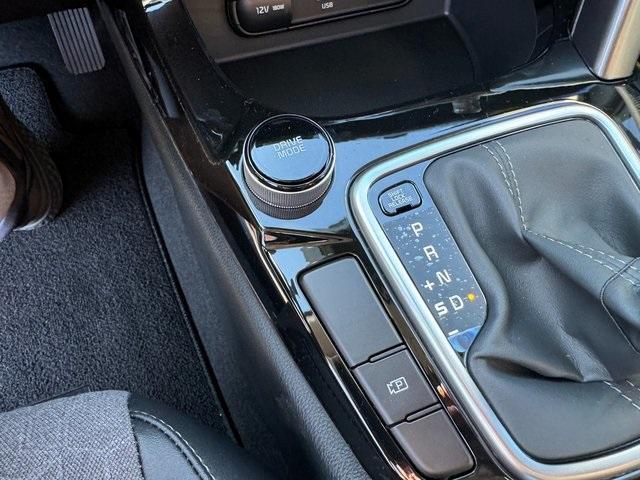 new 2025 Kia Seltos car, priced at $25,391