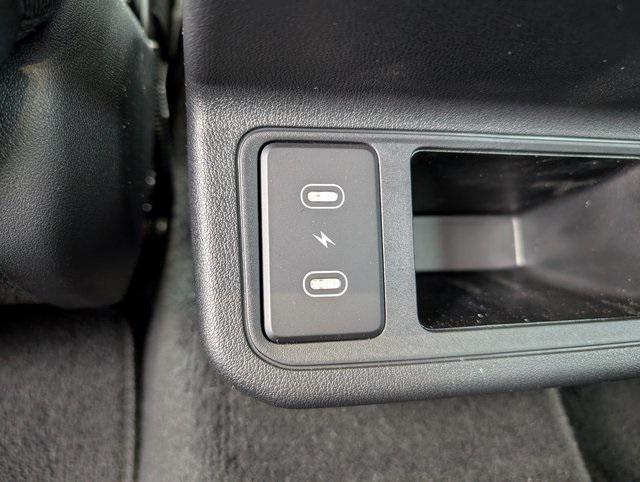 new 2025 Kia K4 car, priced at $23,326