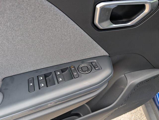 new 2025 Kia K4 car, priced at $23,326