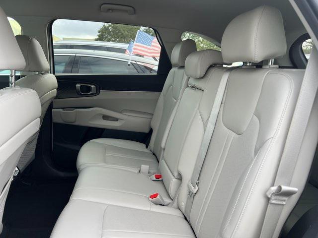 used 2023 Kia Sorento car, priced at $24,263