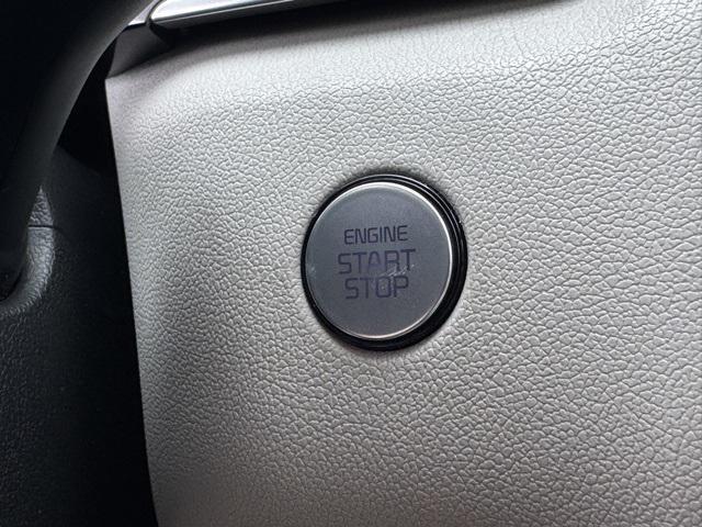 used 2023 Kia Sorento car, priced at $23,220
