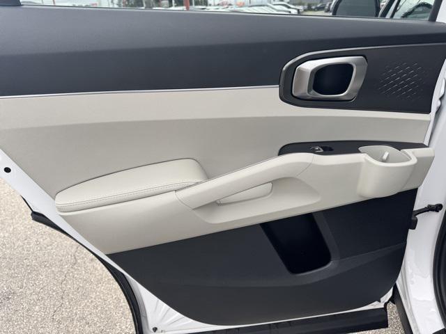 used 2023 Kia Sorento car, priced at $23,220