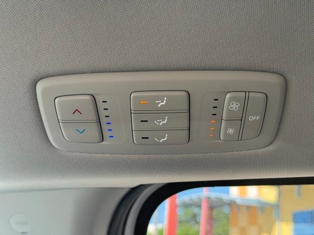 used 2023 Kia Carnival car, priced at $29,495
