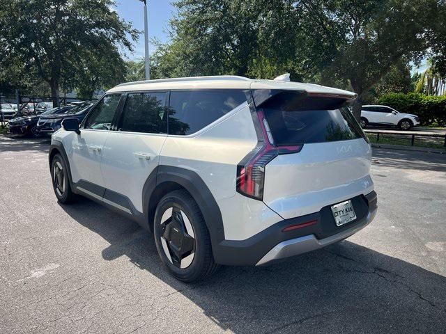 new 2026 Kia EV9 car, priced at $62,162