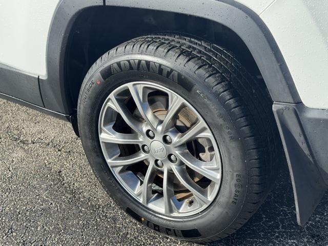 used 2021 Jeep Cherokee car, priced at $20,847