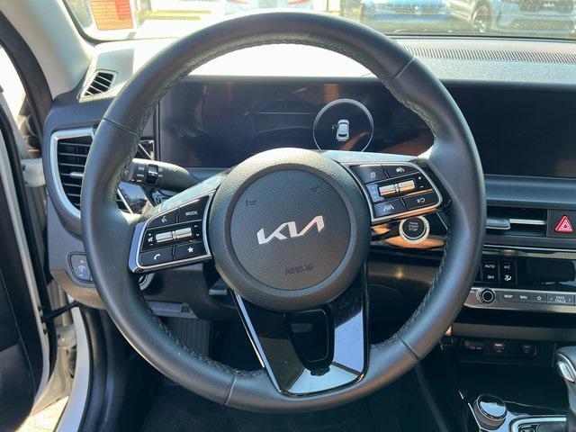 used 2024 Kia Seltos car, priced at $22,786