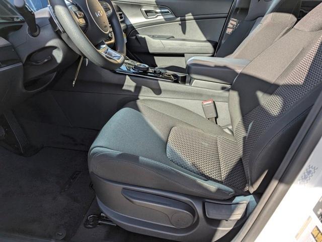 new 2025 Kia Sportage Hybrid car, priced at $28,564