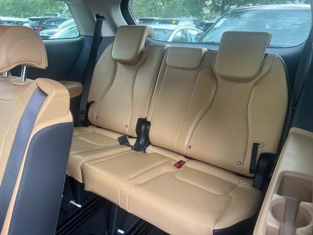 used 2023 Kia Carnival car, priced at $32,471