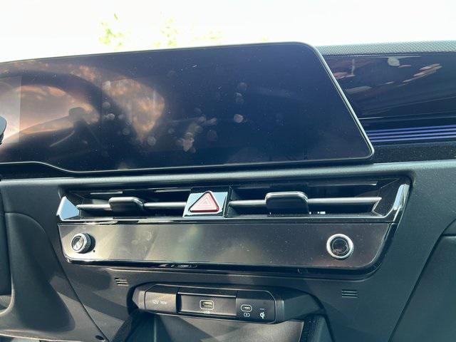 used 2024 Kia Niro EV car, priced at $21,312