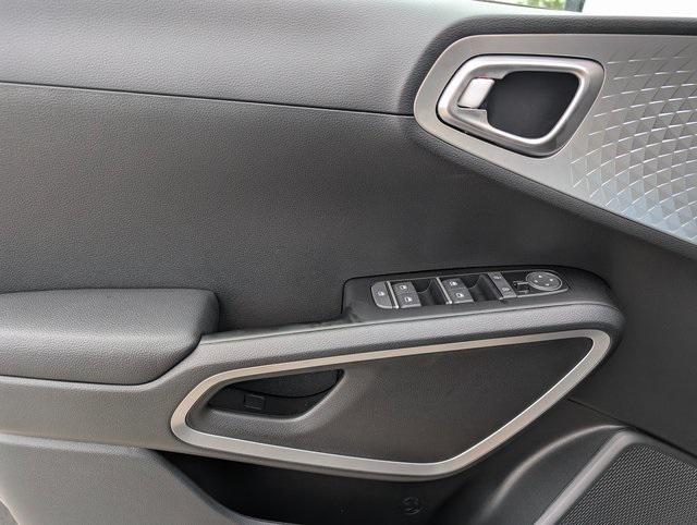 new 2025 Kia Soul car, priced at $21,009