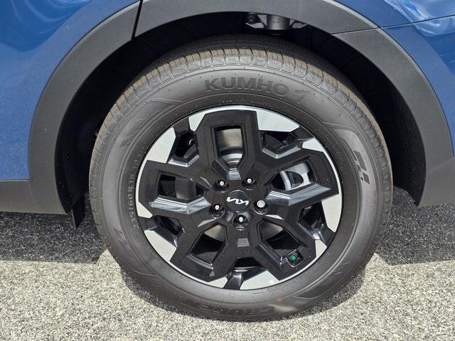 new 2025 Kia Sorento car, priced at $35,657