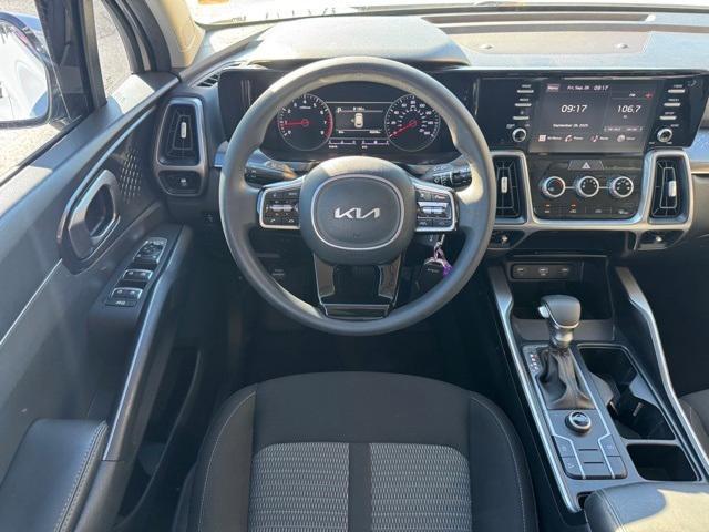 used 2023 Kia Sorento car, priced at $21,679