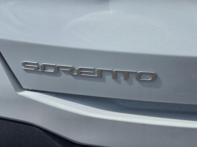 new 2025 Kia Sorento car, priced at $34,851