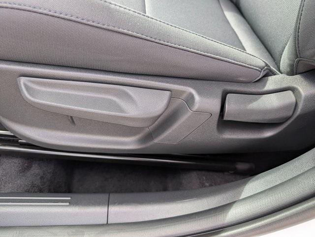 new 2025 Kia Niro car, priced at $26,778