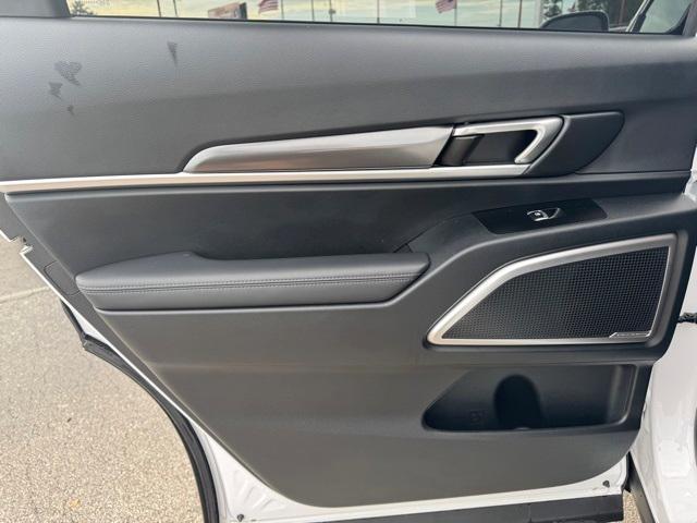 used 2024 Kia Telluride car, priced at $33,943
