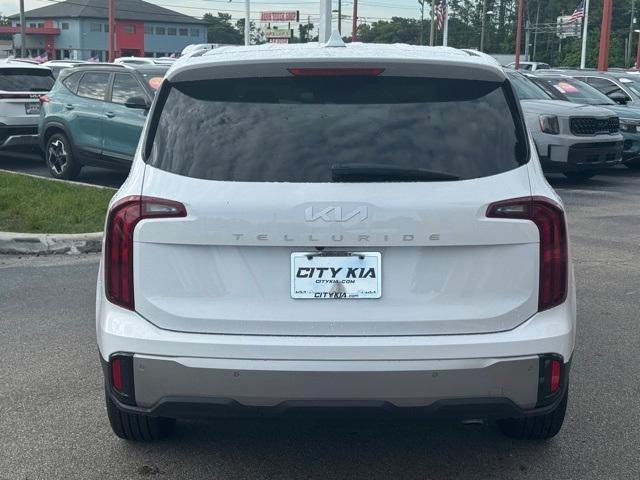 used 2024 Kia Telluride car, priced at $33,943