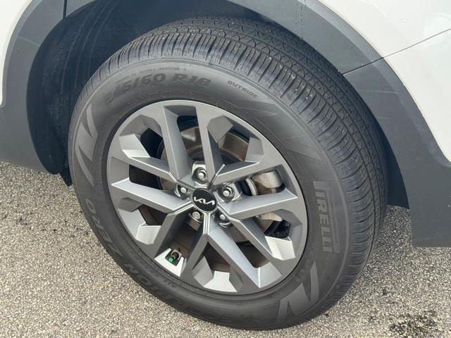 used 2024 Kia Telluride car, priced at $33,943