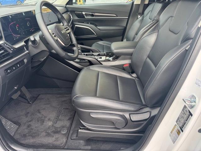 used 2024 Kia Telluride car, priced at $33,943
