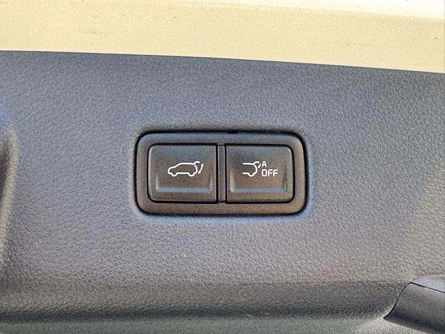 new 2026 Kia Carnival Hybrid car, priced at $47,909