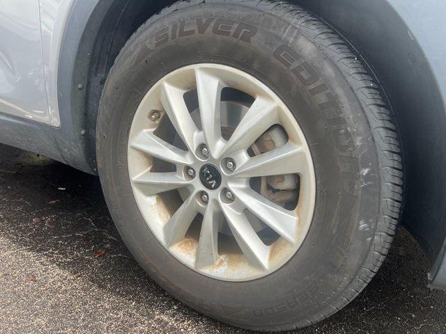 used 2019 Kia Sorento car, priced at $17,842