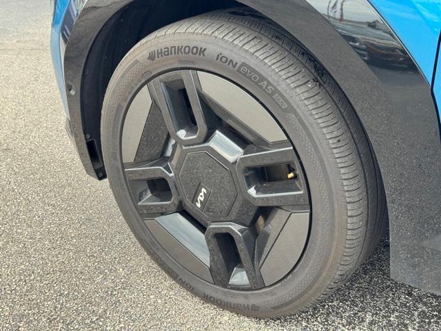used 2024 Kia EV9 car, priced at $53,553