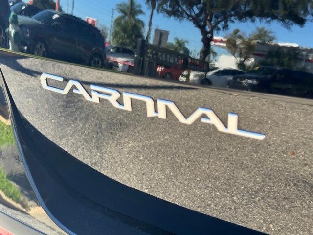 used 2024 Kia Carnival car, priced at $30,714