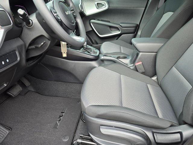 new 2025 Kia Soul car, priced at $22,112
