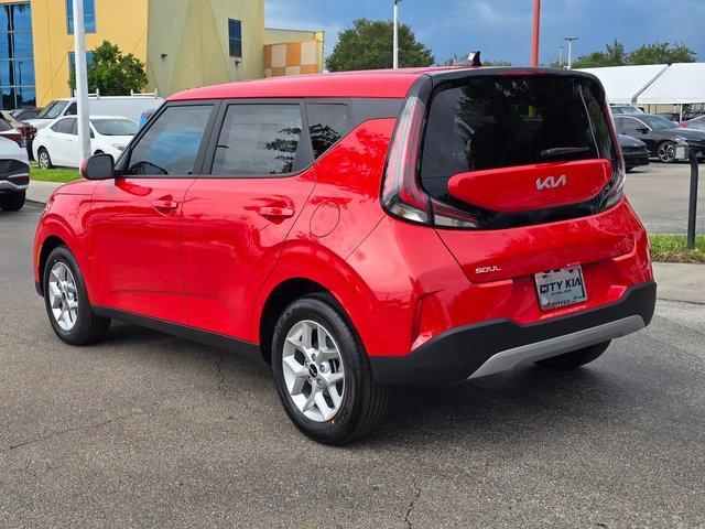 new 2025 Kia Soul car, priced at $21,490