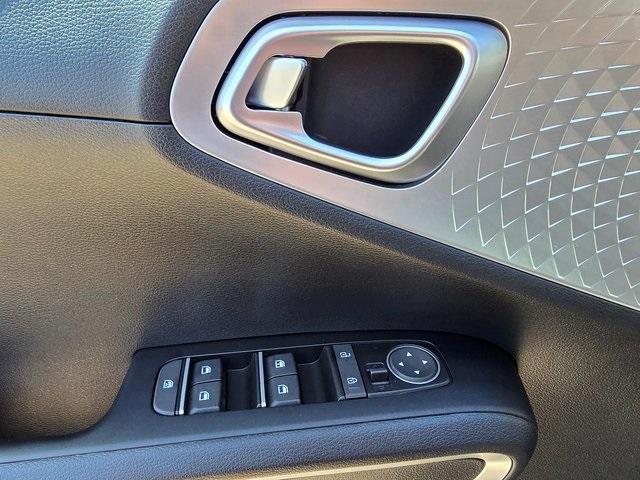 new 2025 Kia Soul car, priced at $21,335