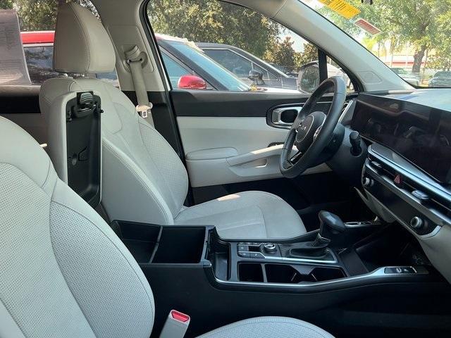 used 2024 Kia Sorento car, priced at $29,443