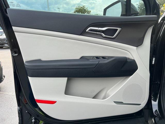 new 2026 Kia Sportage Hybrid car, priced at $34,135
