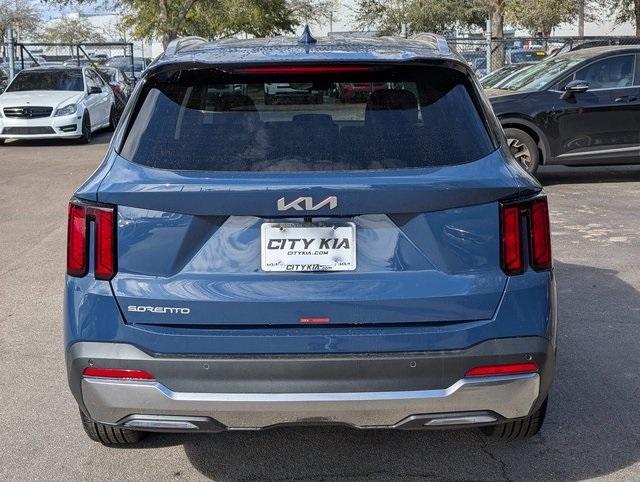 new 2025 Kia Sorento car, priced at $35,292