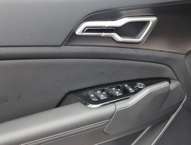new 2025 Kia Sportage car, priced at $26,704