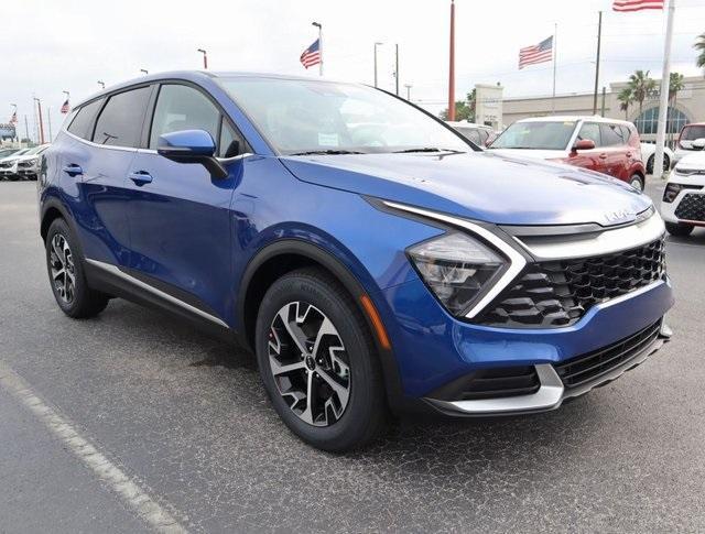 new 2025 Kia Sportage car, priced at $26,704