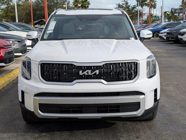 new 2025 Kia Telluride car, priced at $41,149