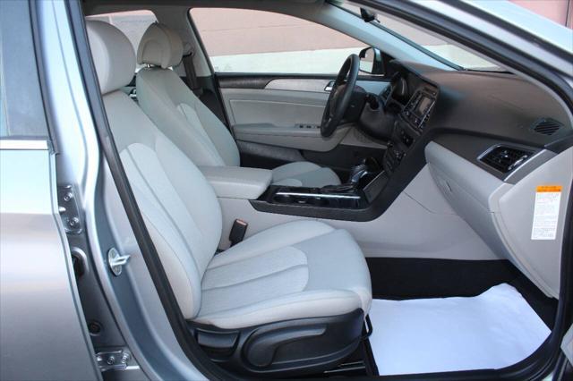 used 2016 Hyundai Sonata Hybrid car, priced at $13,995
