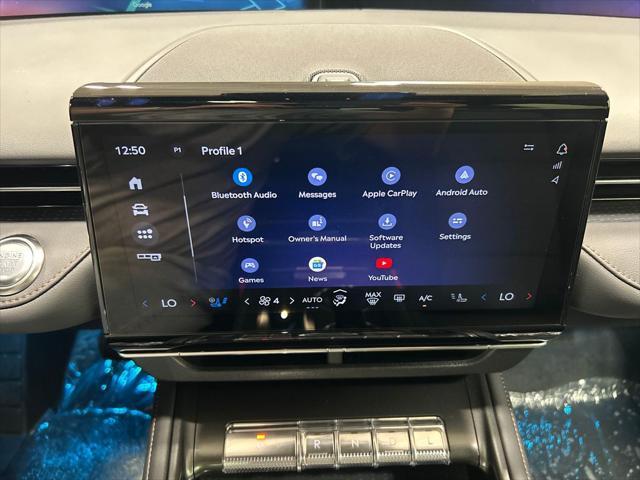 new 2025 Lincoln Nautilus car, priced at $65,594